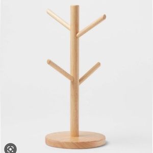 NWOT Threshold Rubberwood Mug Tree with 4 Stems